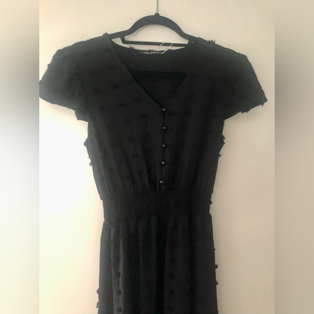 NWT Chic Style Ladies MIDI dress Size Small Color Black